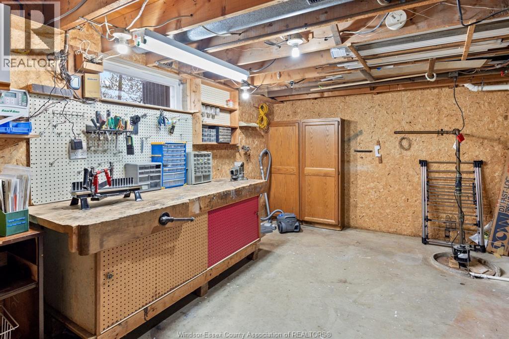 1565 ROXBOROUGH - Image 20