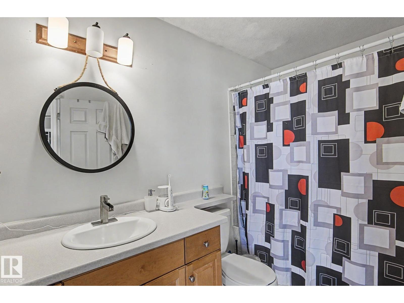 7565 165A AV NW - 28