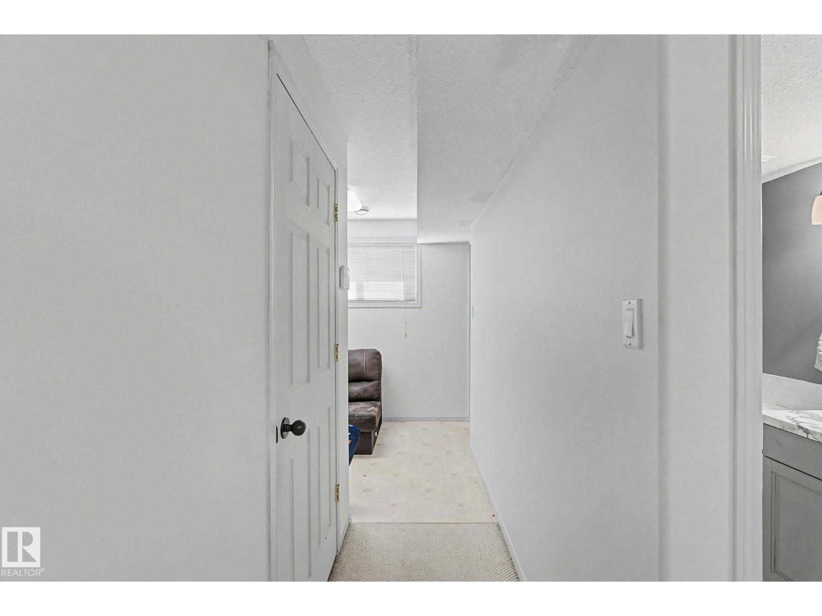 7565 165A AV NW - 39