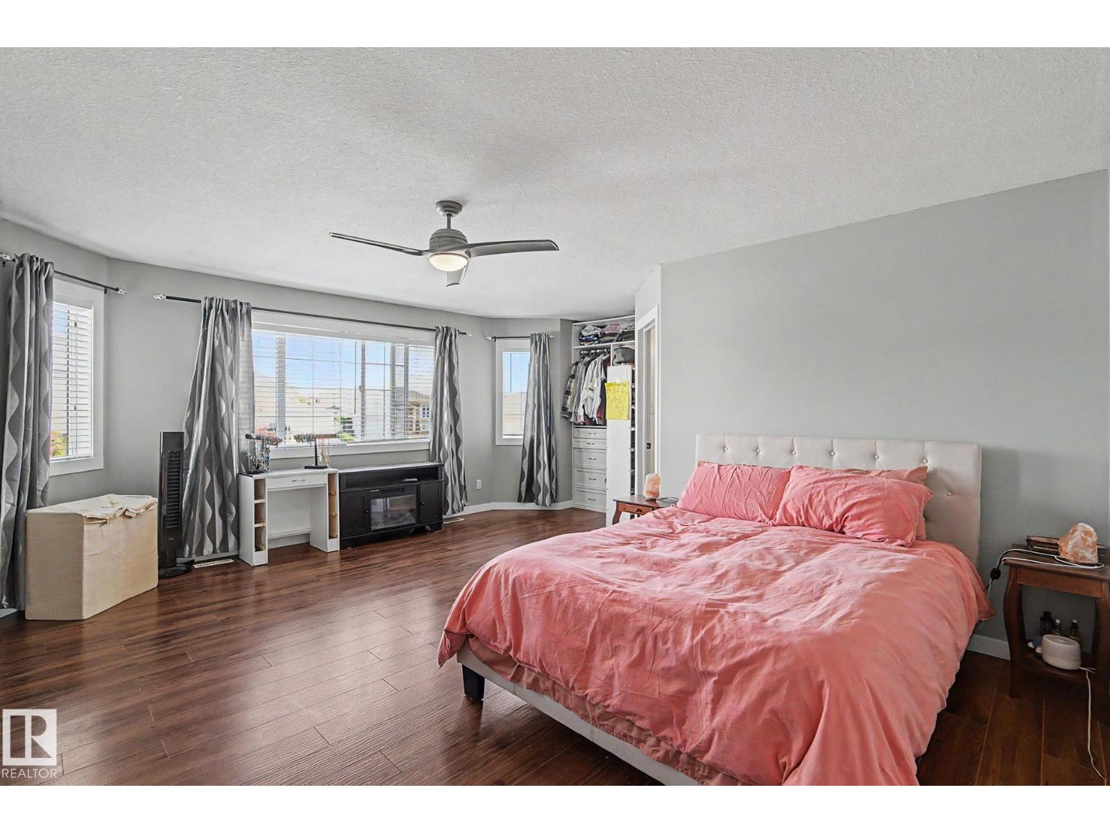 7565 165A AV NW - 23