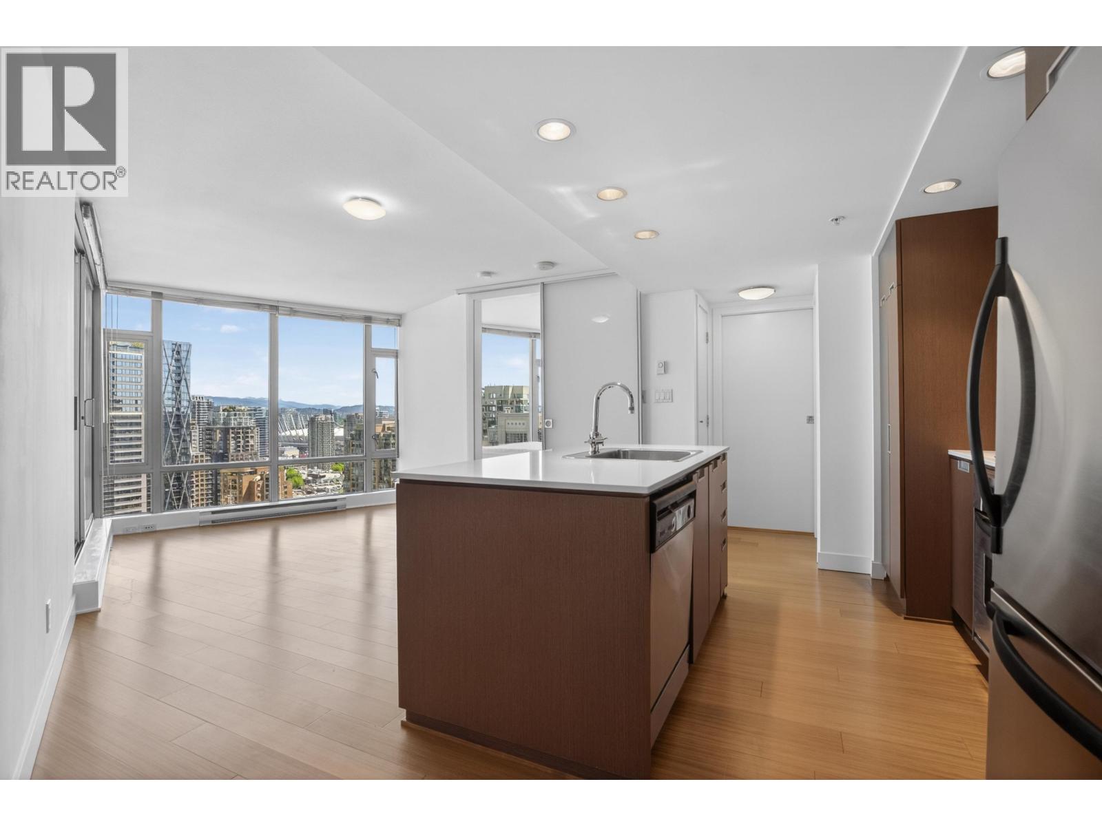 2706 1255 SEYMOUR STREET