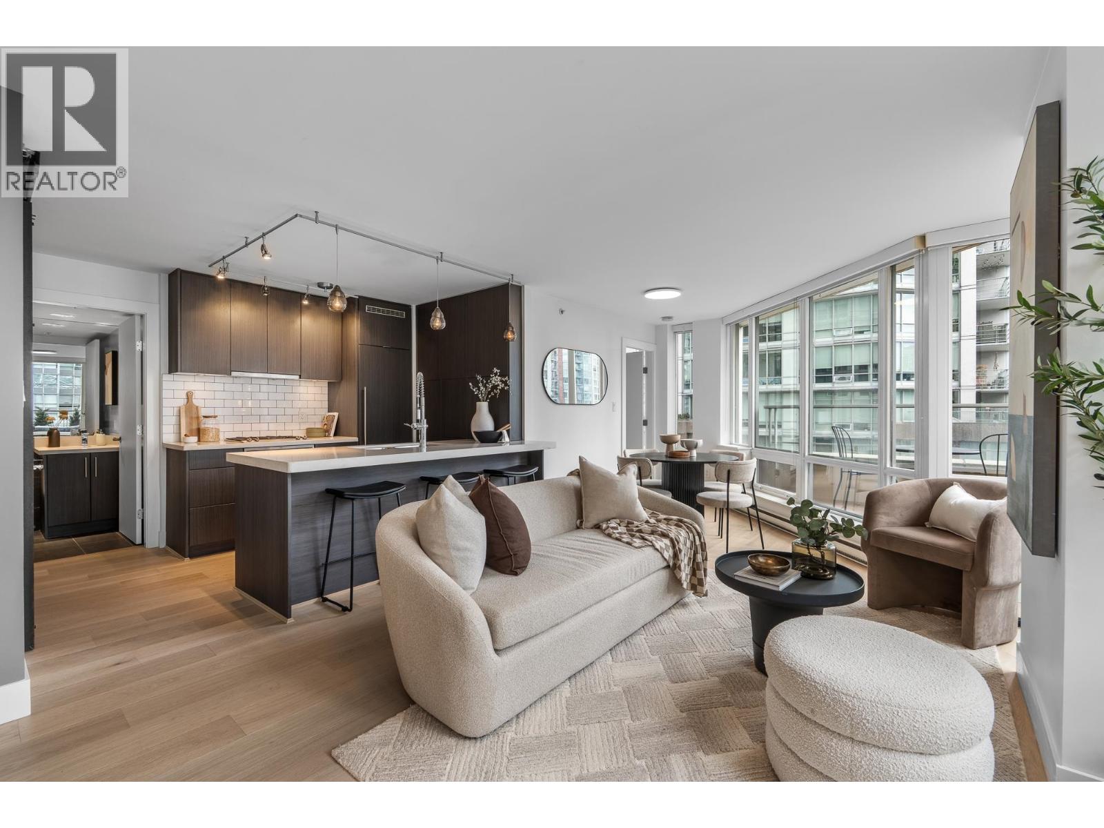 901 565 SMITHE STREET, Vancouver