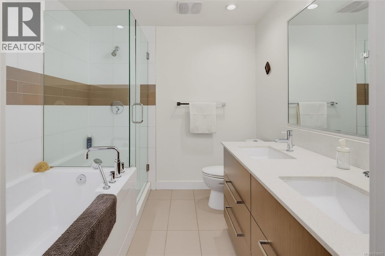 #310 286 Wilfert Rd - 17