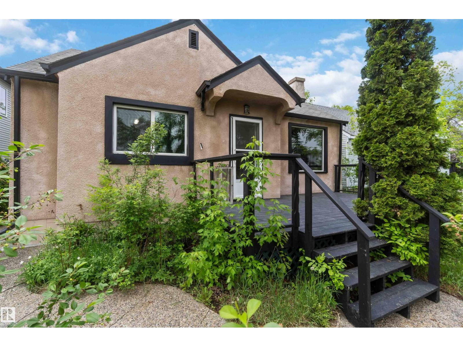 11842 93 ST NW - 5
