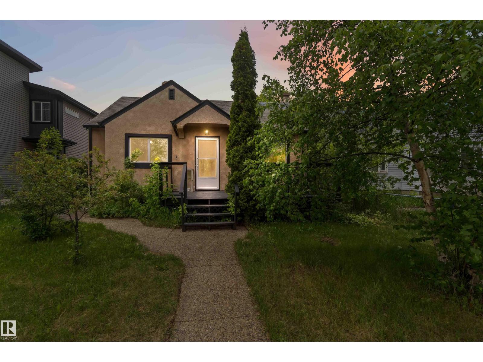 11842 93 ST NW - 6