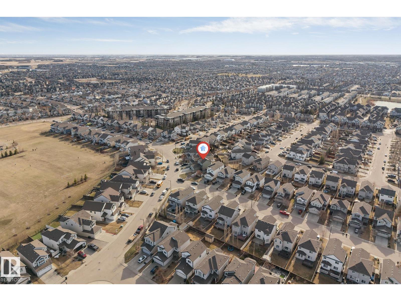 5928 12 AV SW — photo 7