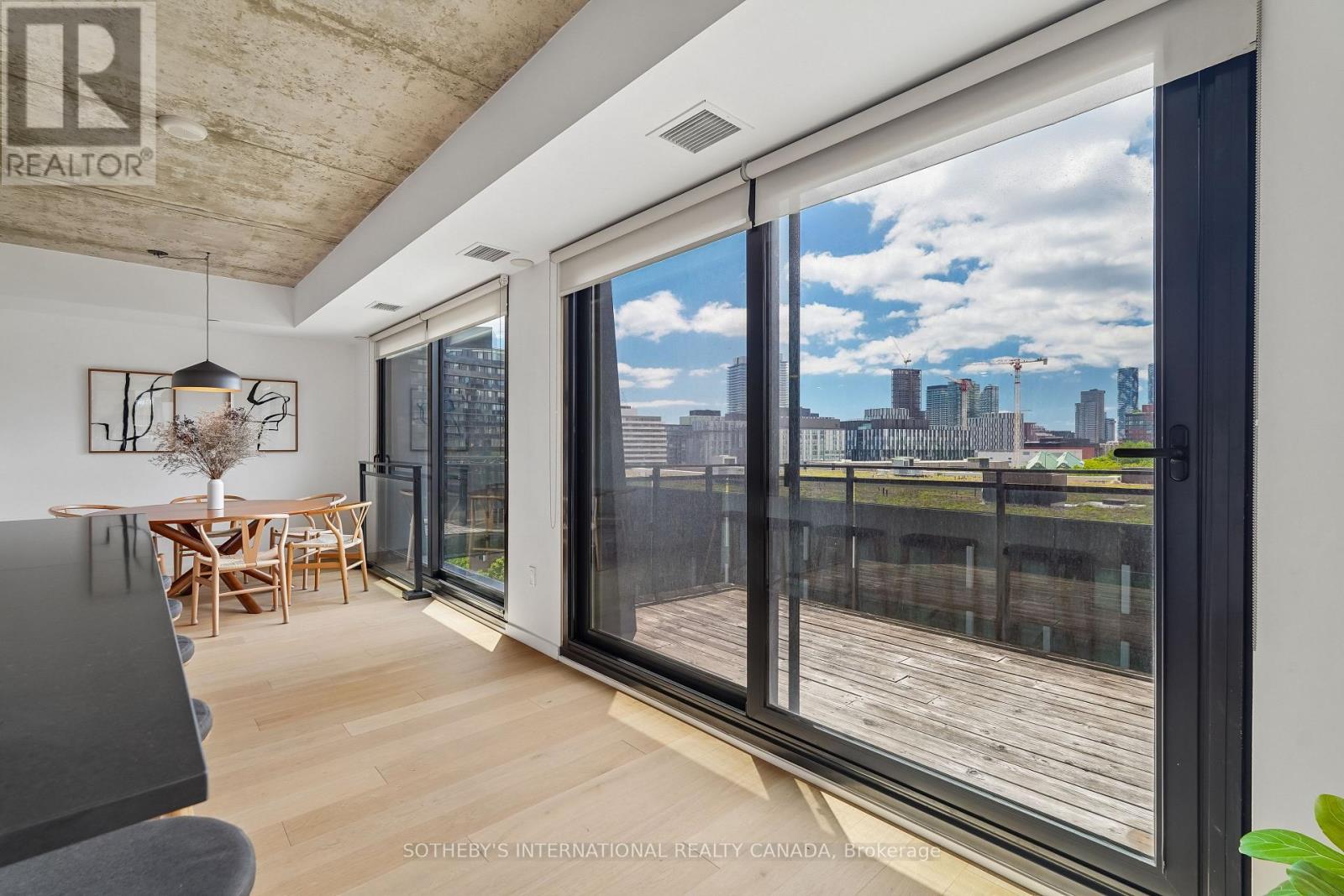 #PH39 47 LOWER RIVER STREET - 20