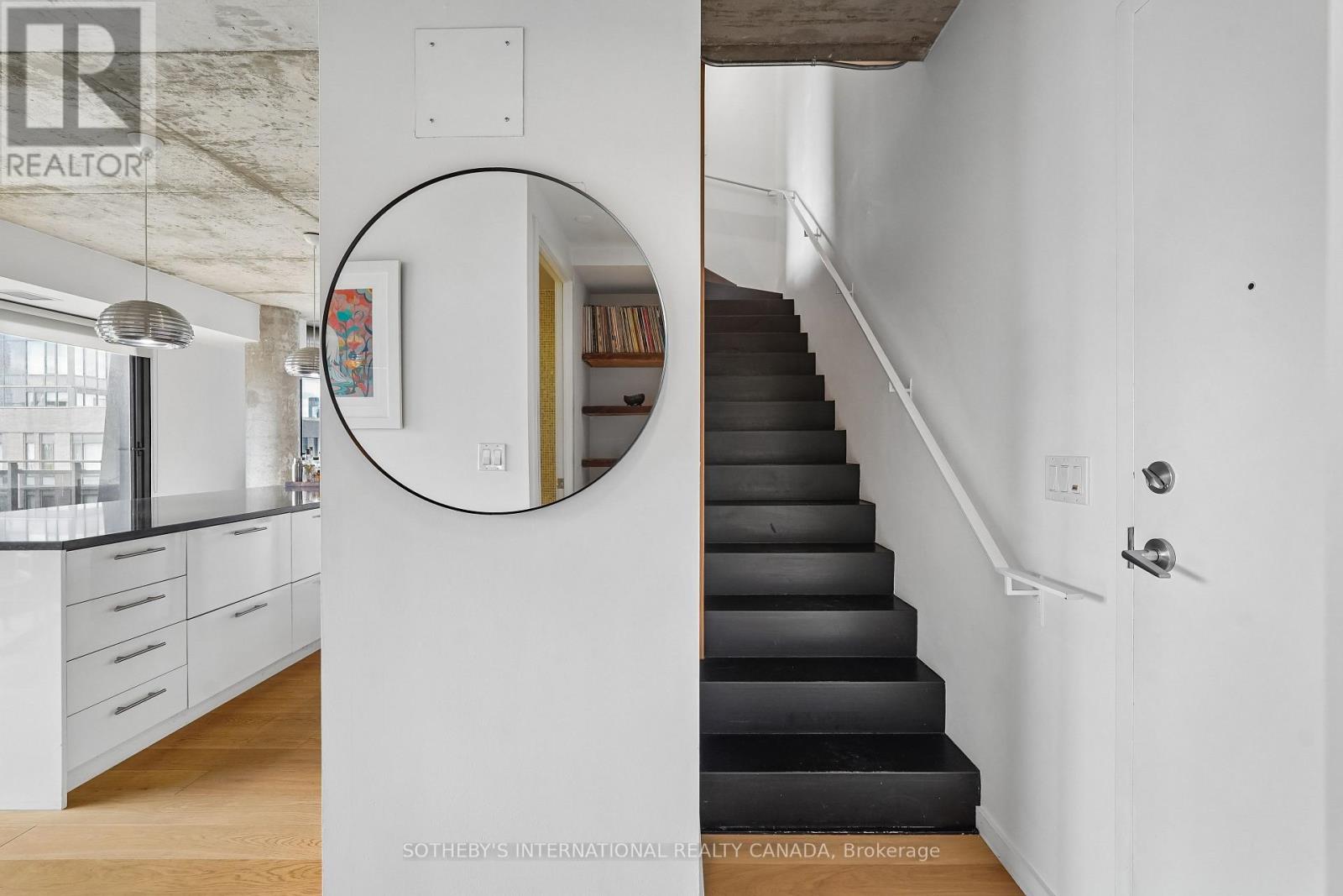 #PH39 47 LOWER RIVER STREET - 24