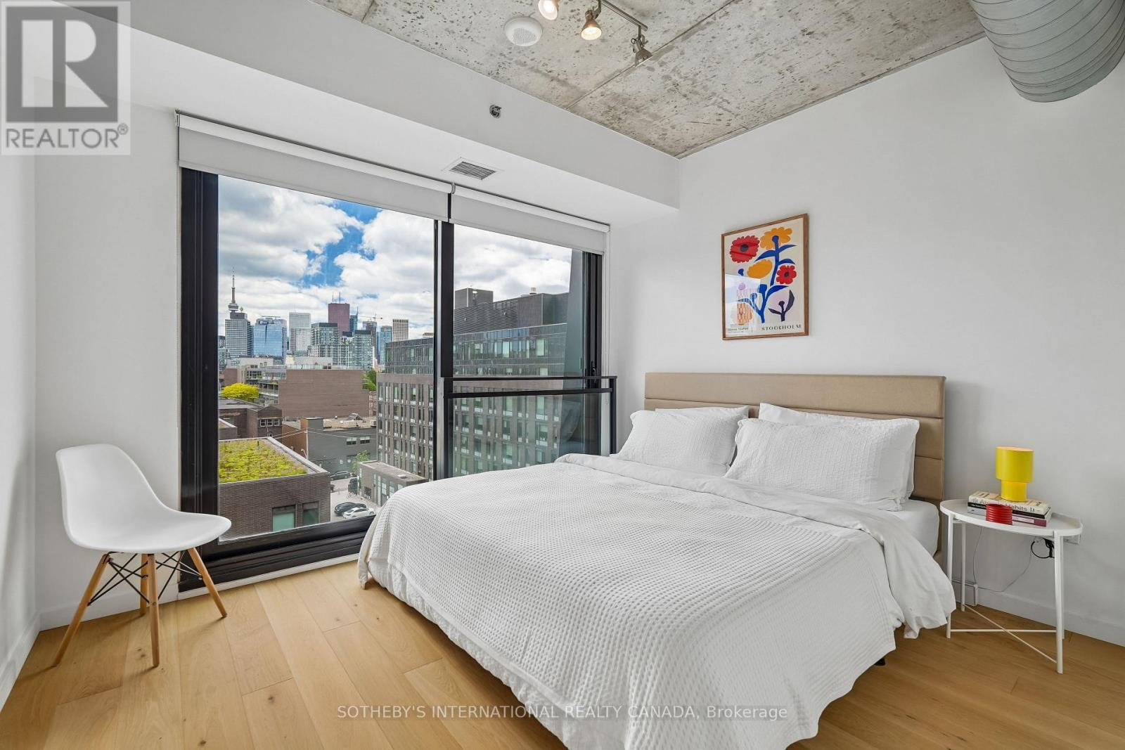 #PH39 47 LOWER RIVER STREET - 32