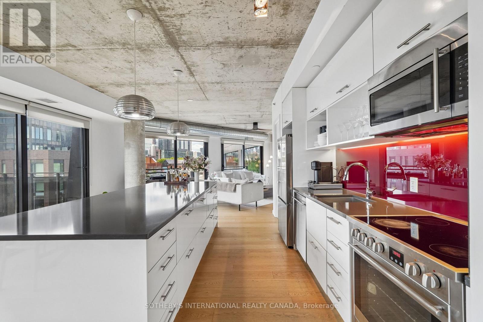#PH39 47 LOWER RIVER STREET - 4