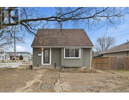70 WHYTE AVENUE N