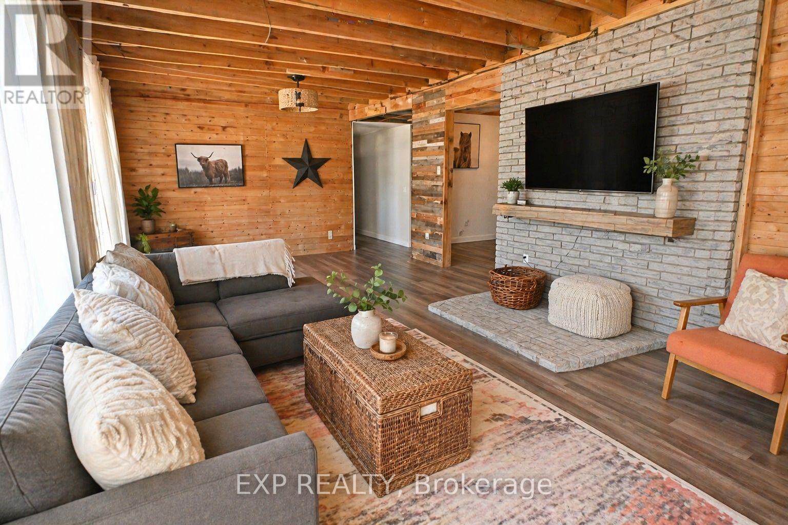 573 A EVERGREEN LANE - 22
