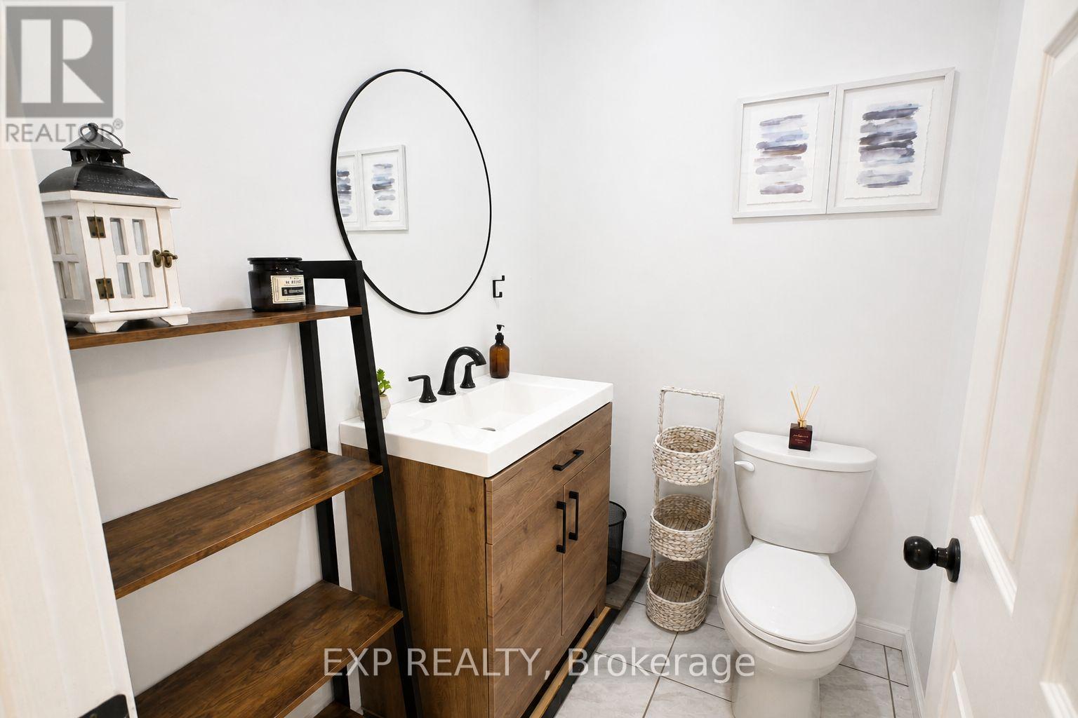 573 A EVERGREEN LANE - 26