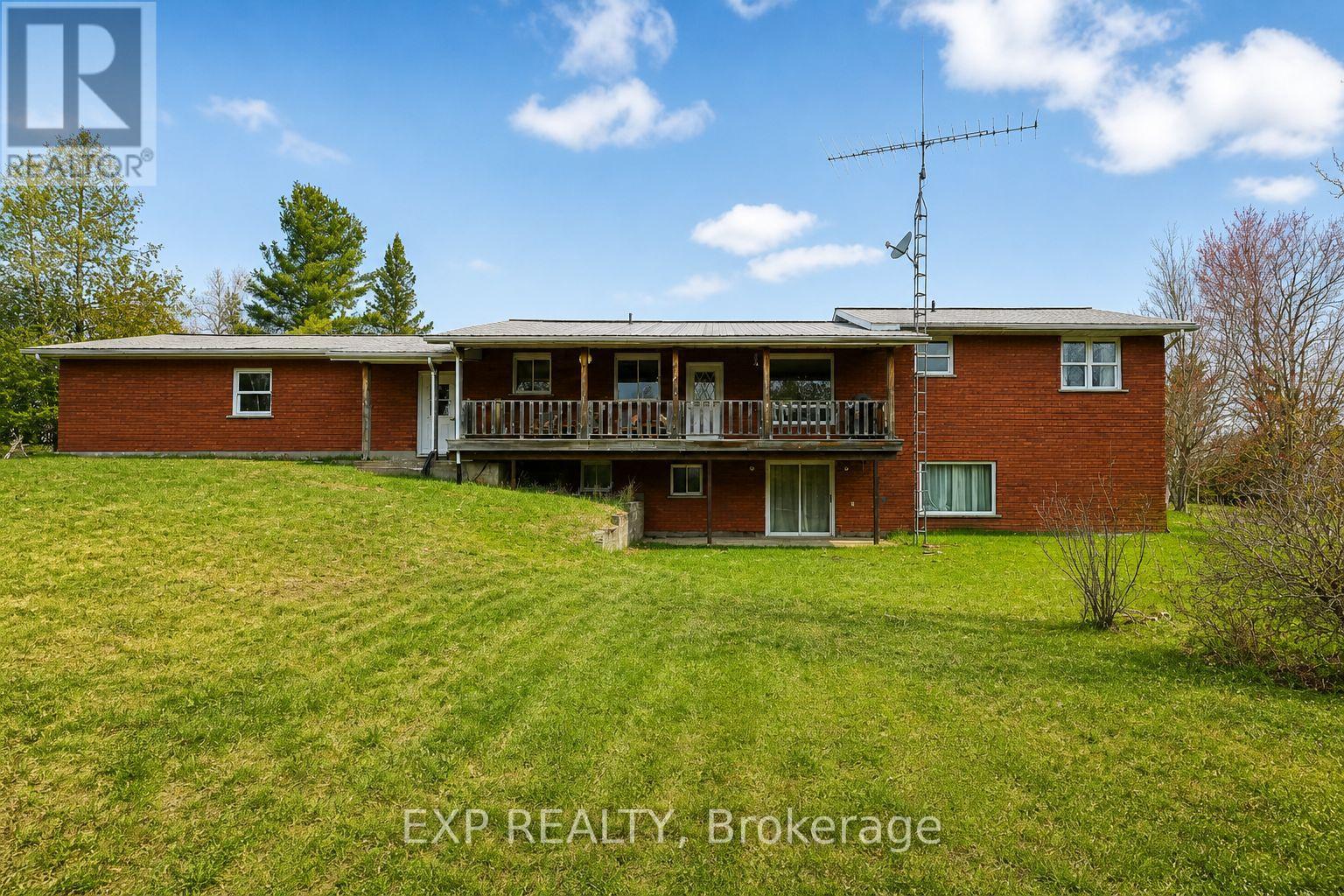 573 A EVERGREEN LANE - 32