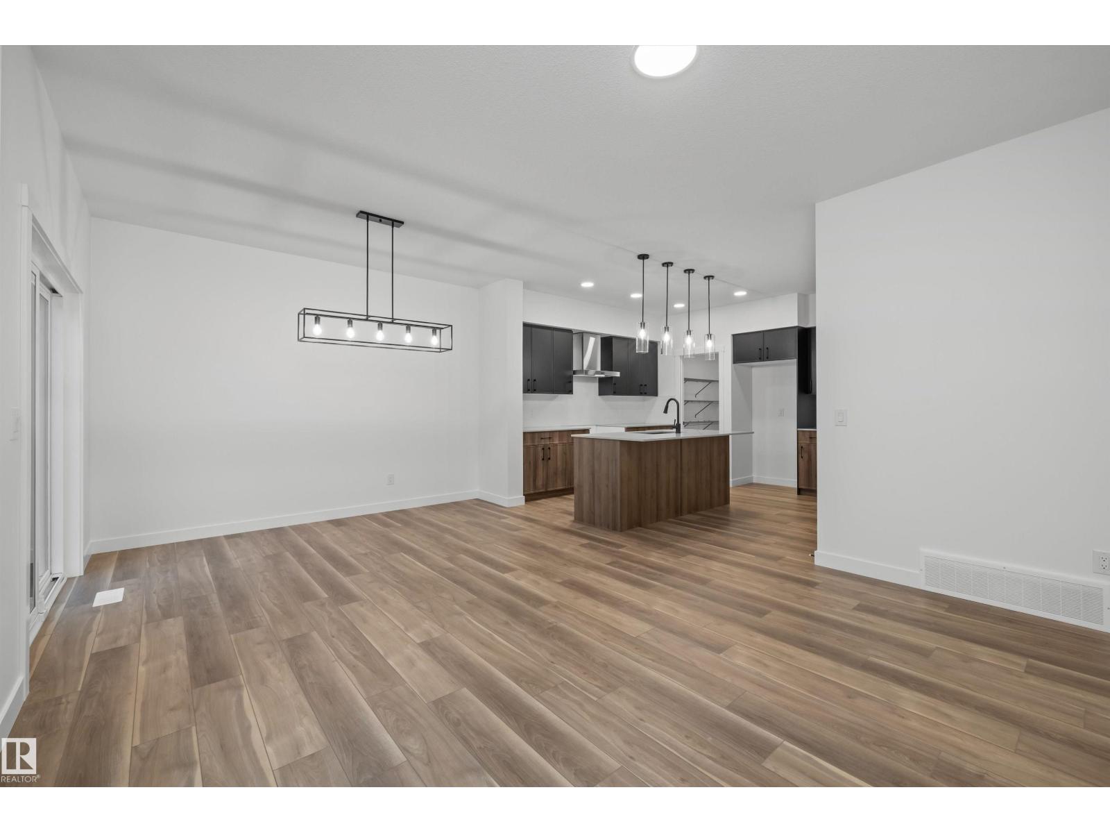 1046 CRISTALL CR SW — photo 18