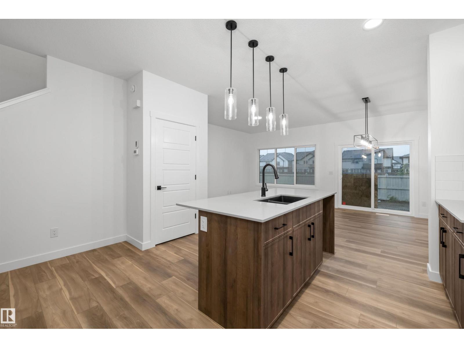 1046 CRISTALL CR SW — photo 11