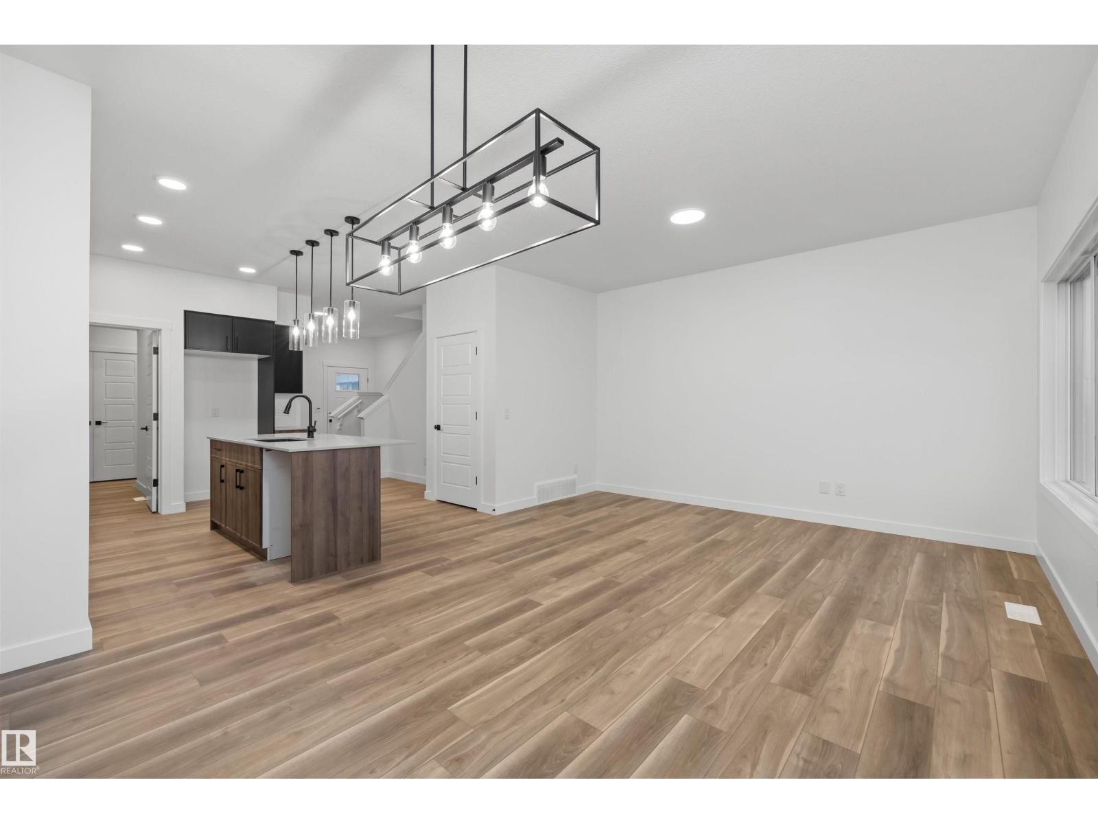 1046 CRISTALL CR SW — photo 15