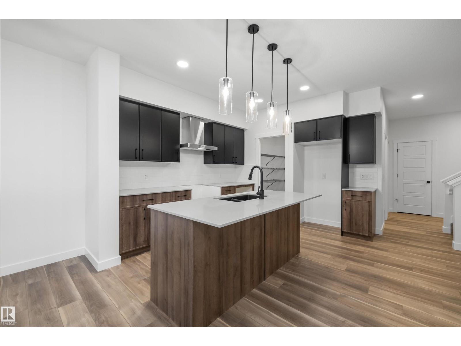 1046 CRISTALL CR SW — photo 8