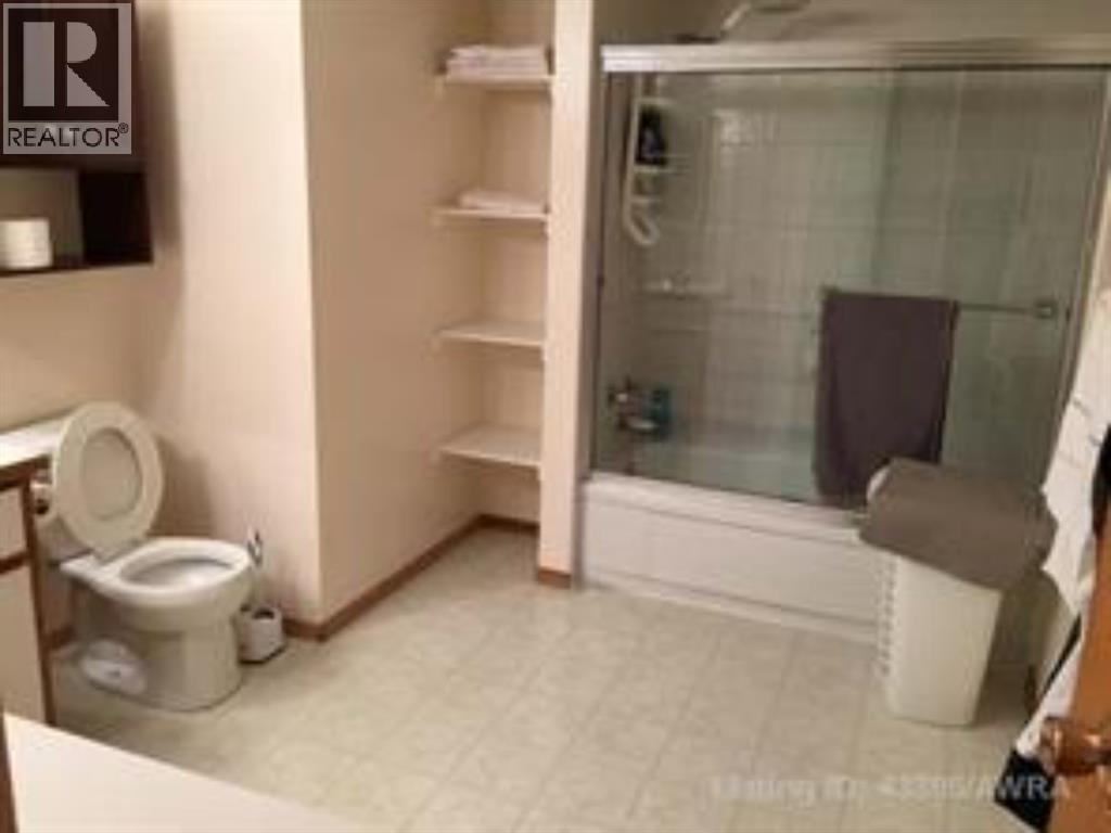 5412 Fir Crescent - 16