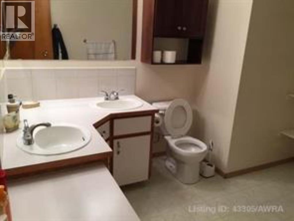5412 Fir Crescent - 17