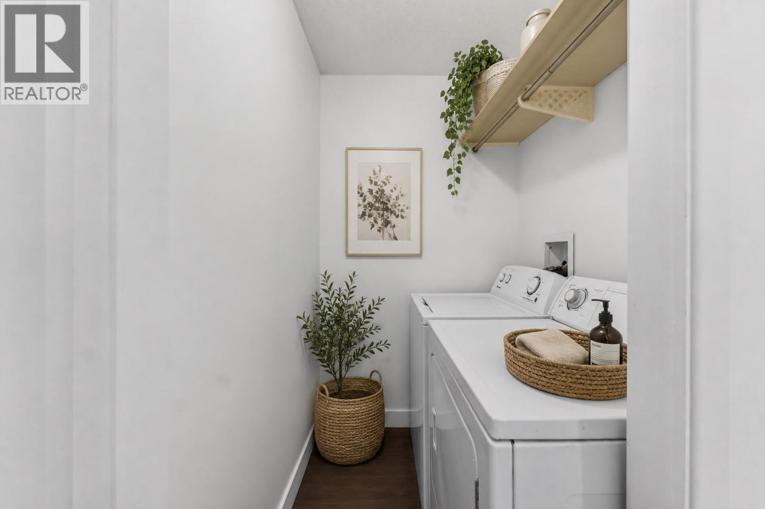 2731 Okanagan Avenue NE - 55