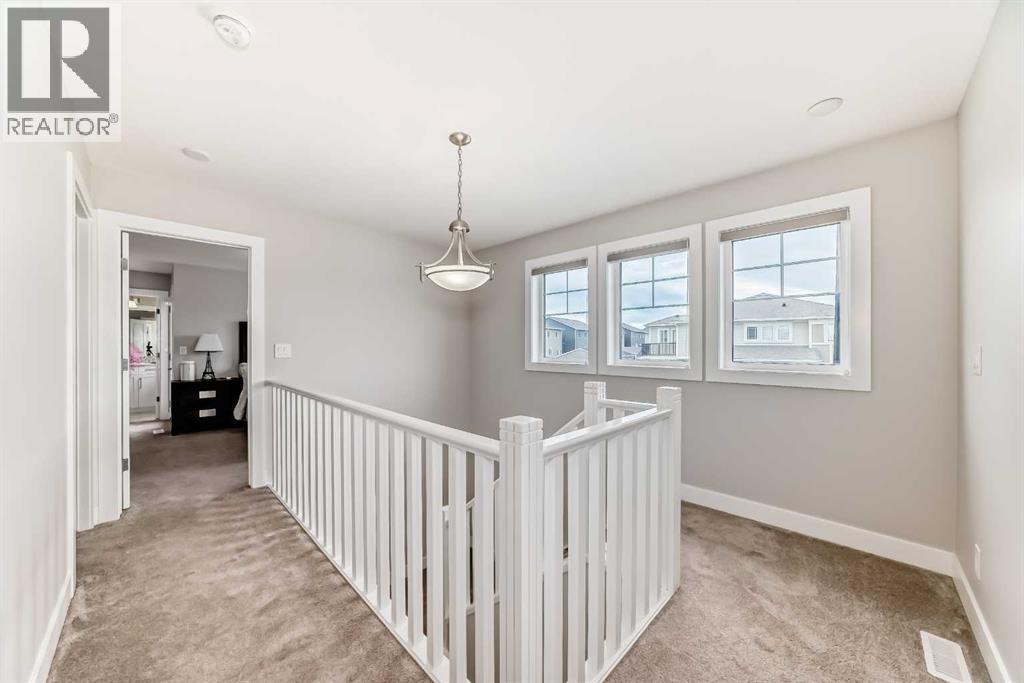 8 Yorkville Link SW — photo 19