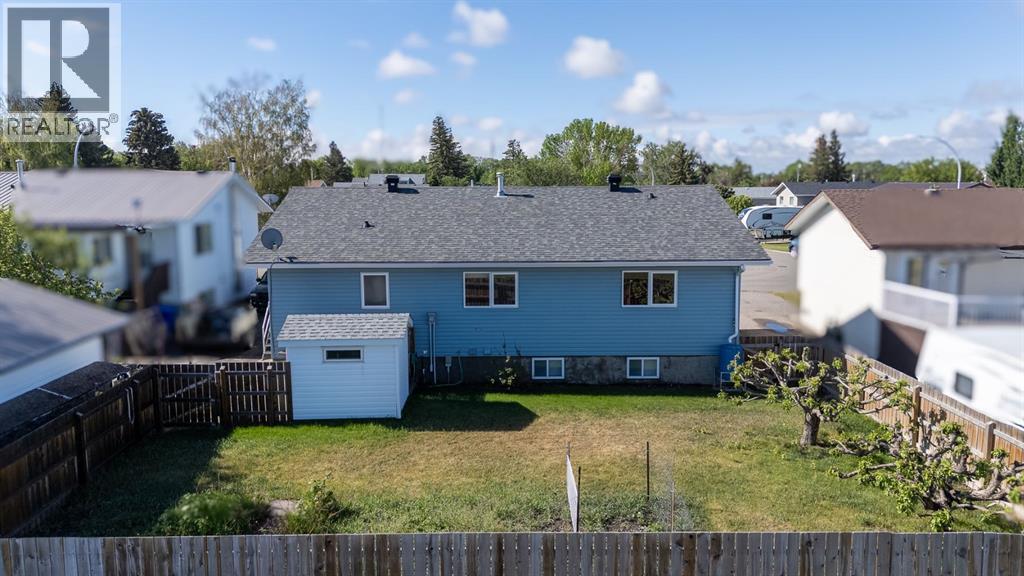 236 54 Avenue E — photo 49