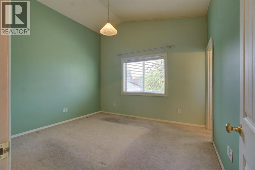 6 Tamarack Road — photo 23