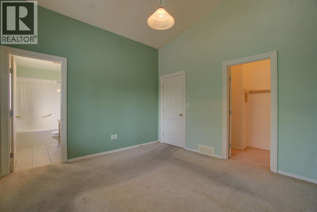 6 Tamarack Road — photo 25