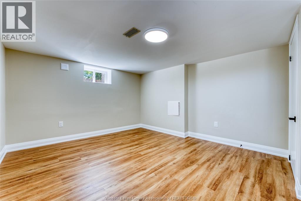 3310 RANKIN AVENUE - 32