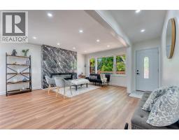 4pc Ensuite bath - 3310 Rankin Avenue, Windsor, ON N9E3C1 Photo 9
