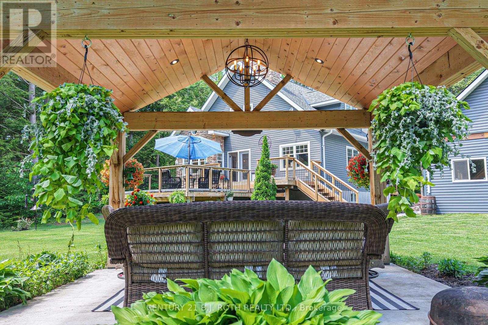 2833 SWITCH ROAD - 11