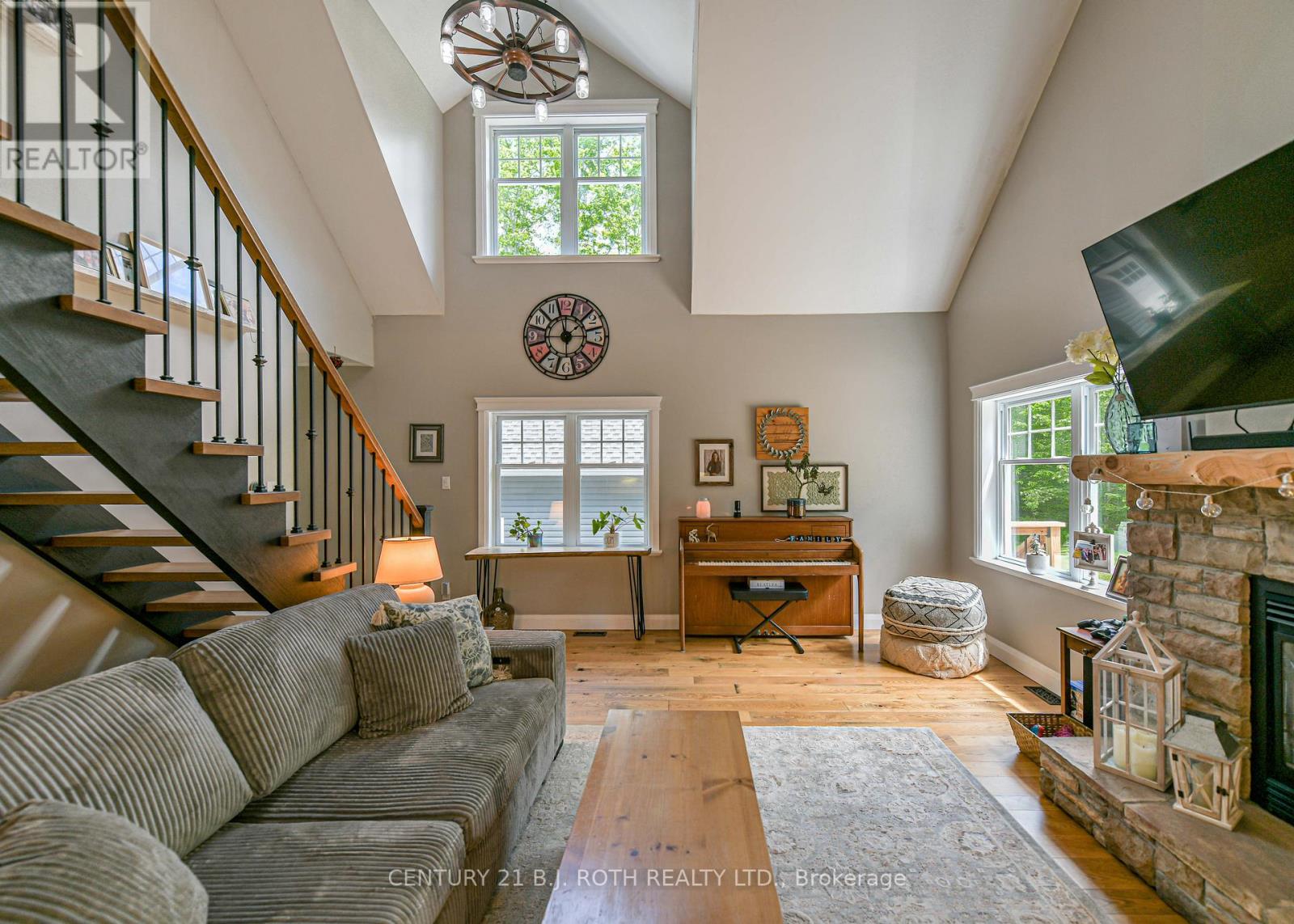 2833 SWITCH ROAD - 21
