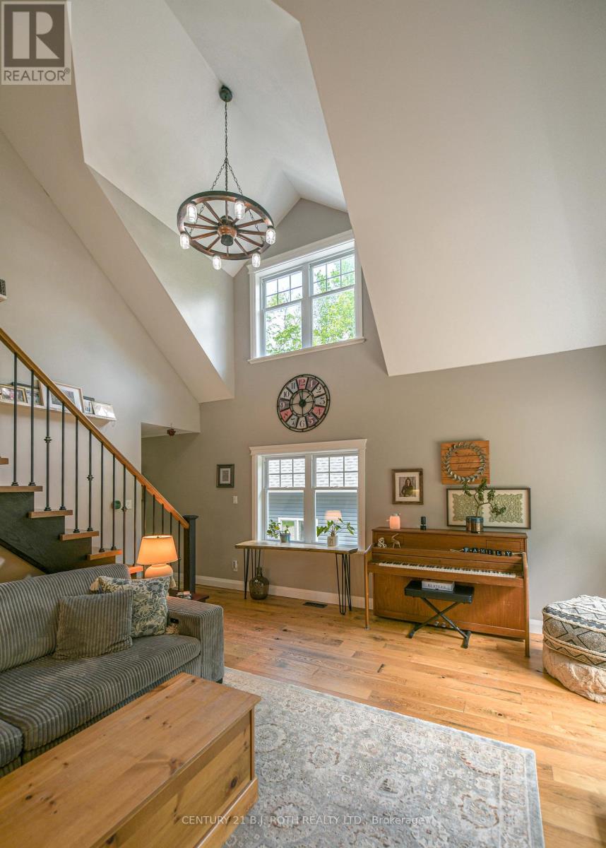 2833 SWITCH ROAD - 23