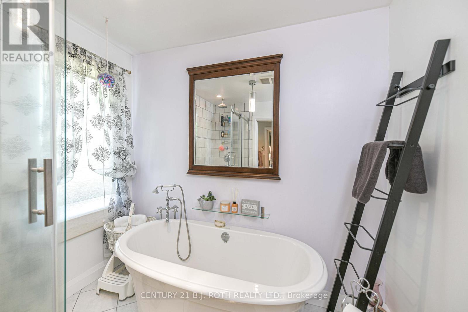 2833 SWITCH ROAD - 32