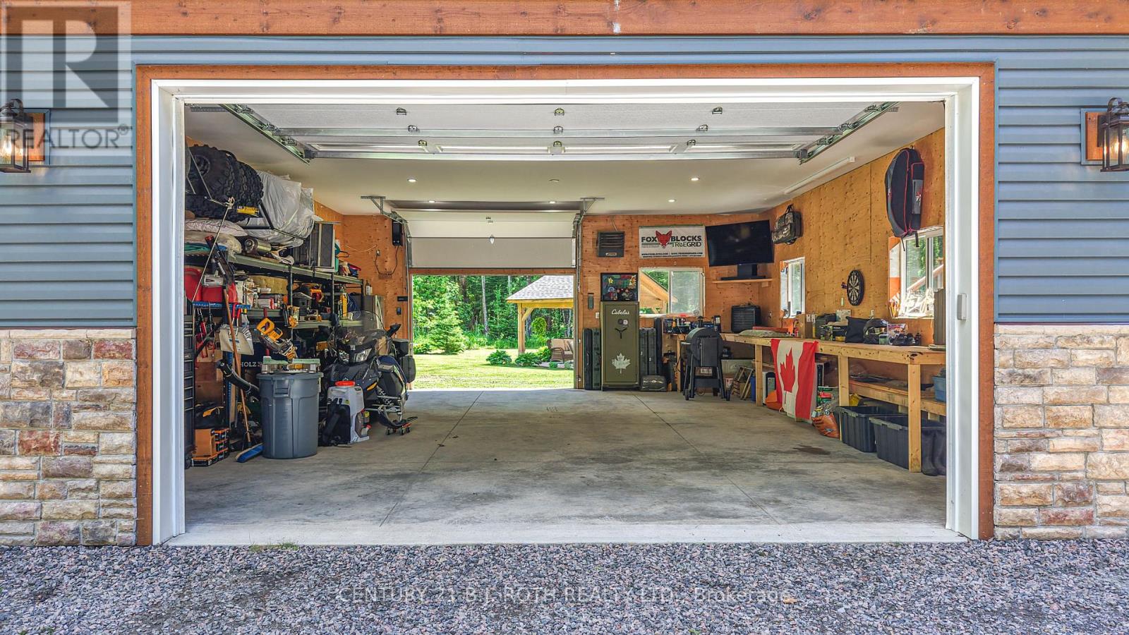 2833 SWITCH ROAD - 7