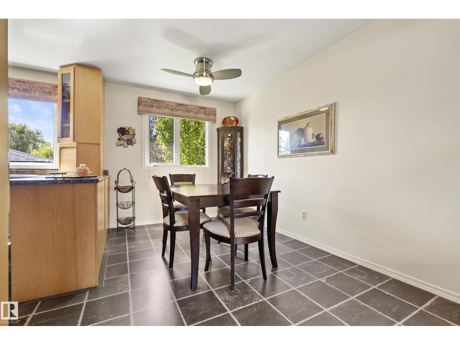 3208 70 ST NW — photo 10