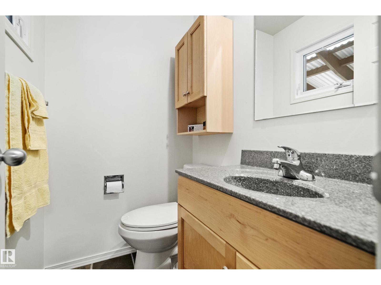 3208 70 ST NW — photo 17