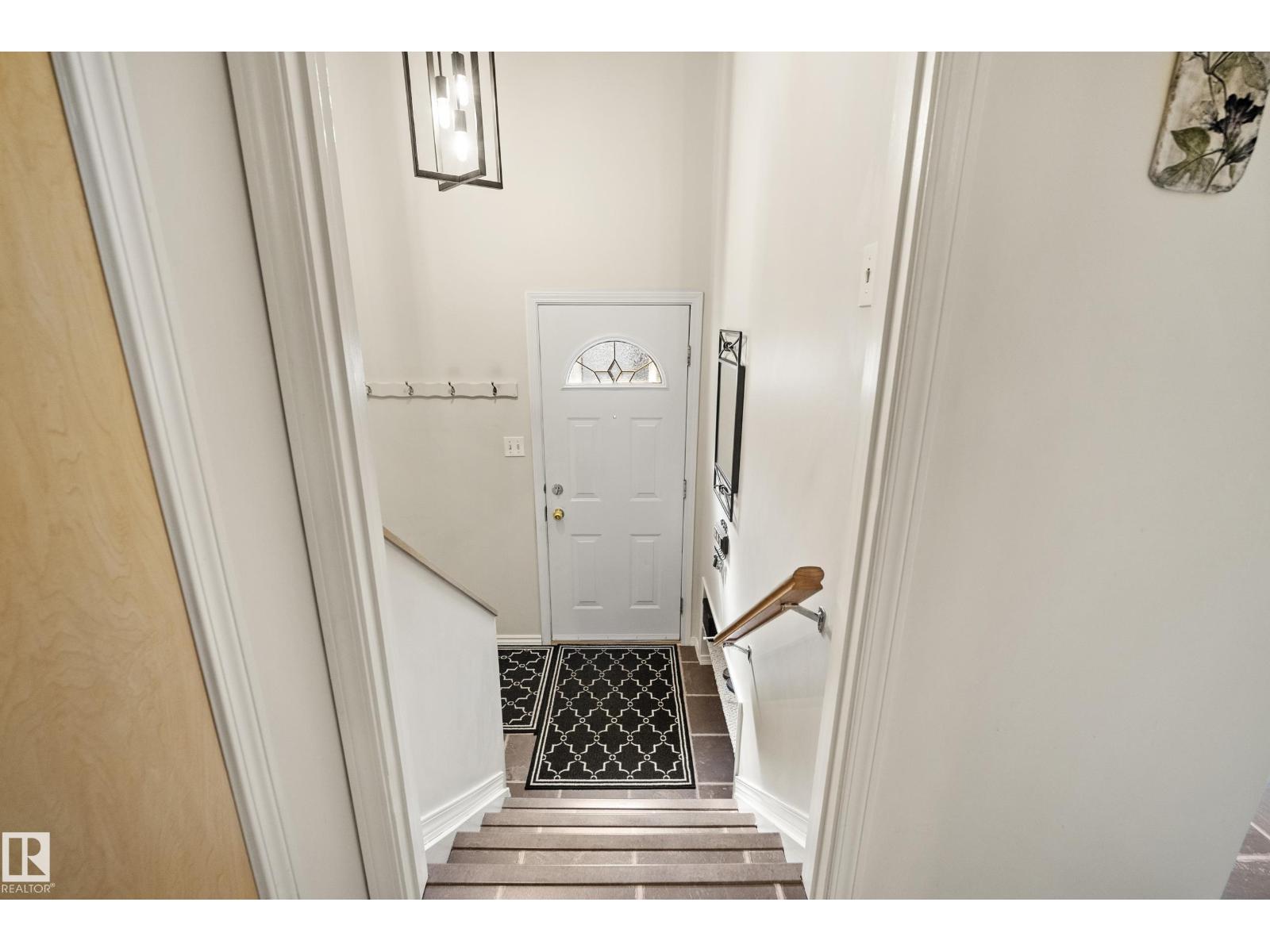 3208 70 ST NW — photo 23