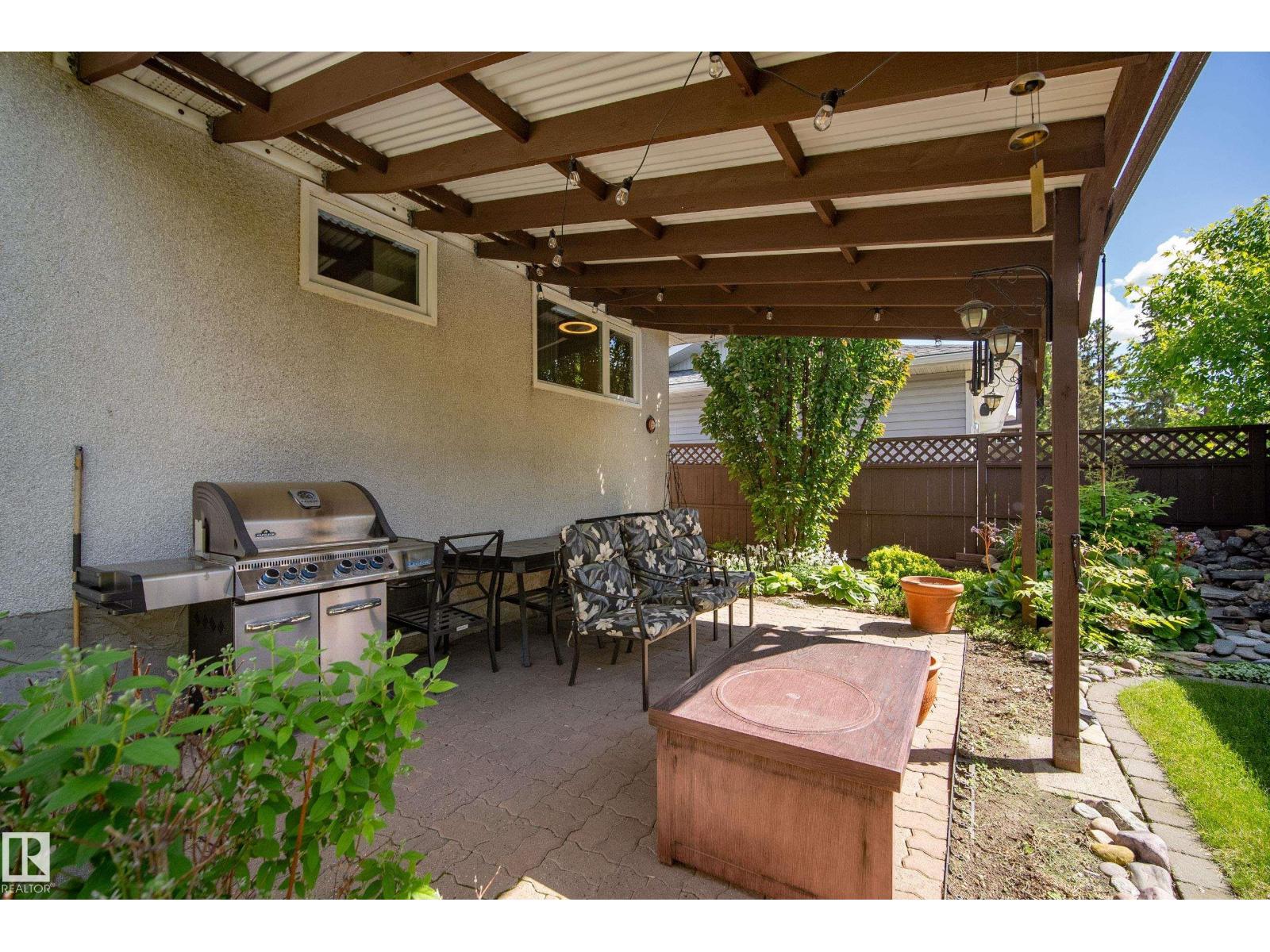 3208 70 ST NW — photo 35