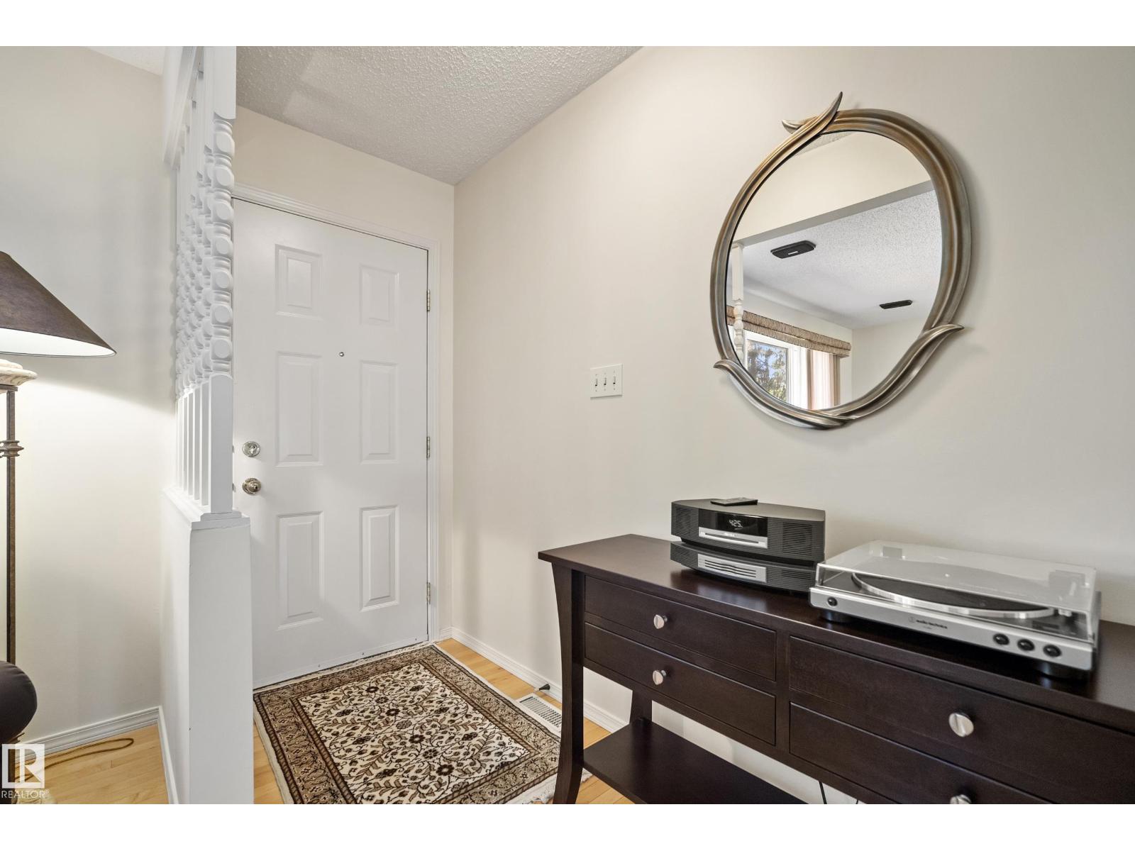 3208 70 ST NW - photo 4