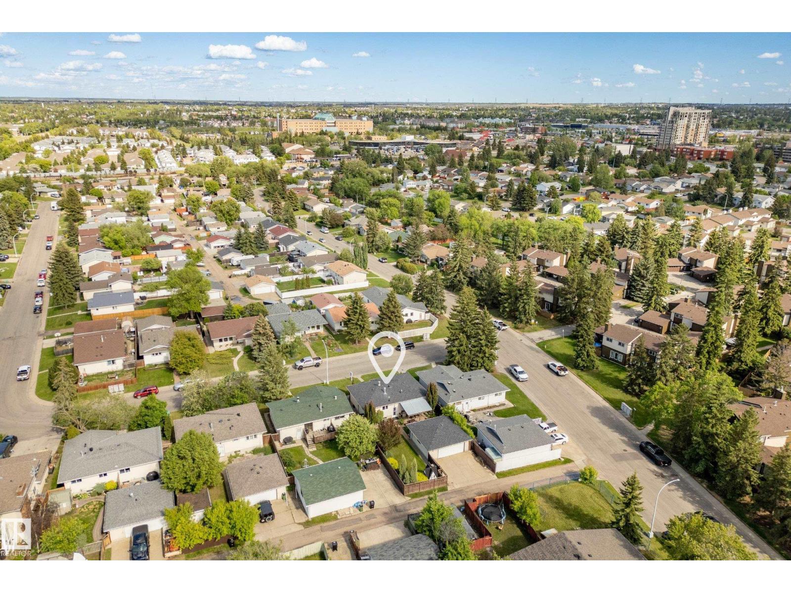 3208 70 ST NW — photo 43