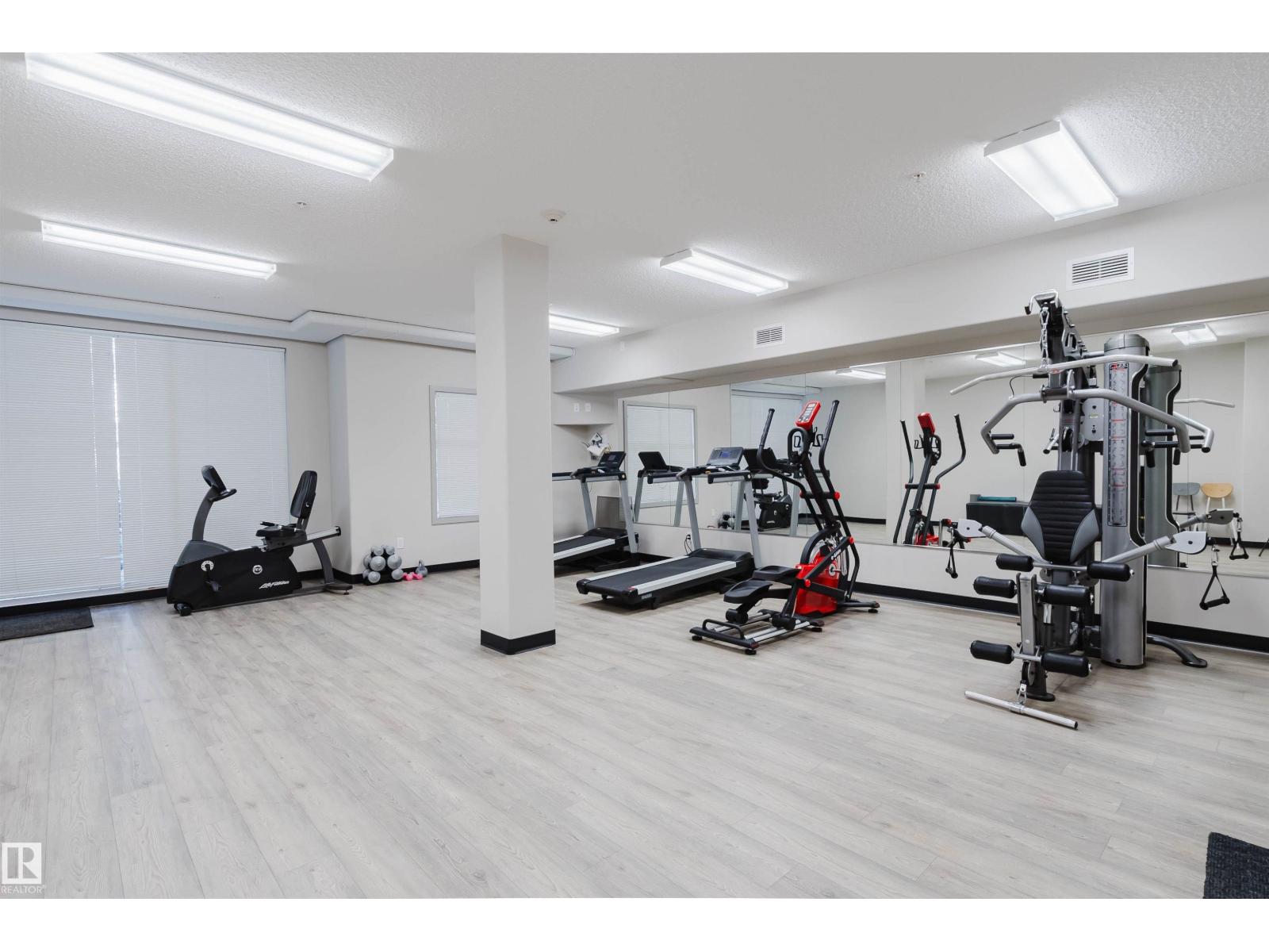 #217 508 Griesbach PR NW - 17