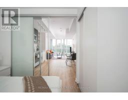 407 - 2300 St Clair Avenue W, Toronto, ON M6N0B3 Photo 15