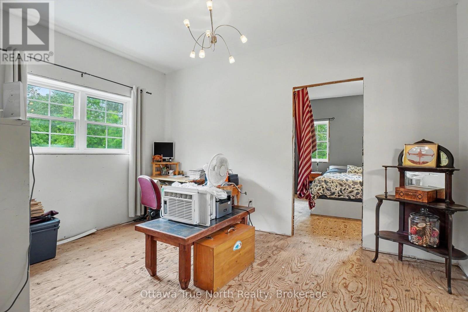 401 KERFORD ROAD - 18