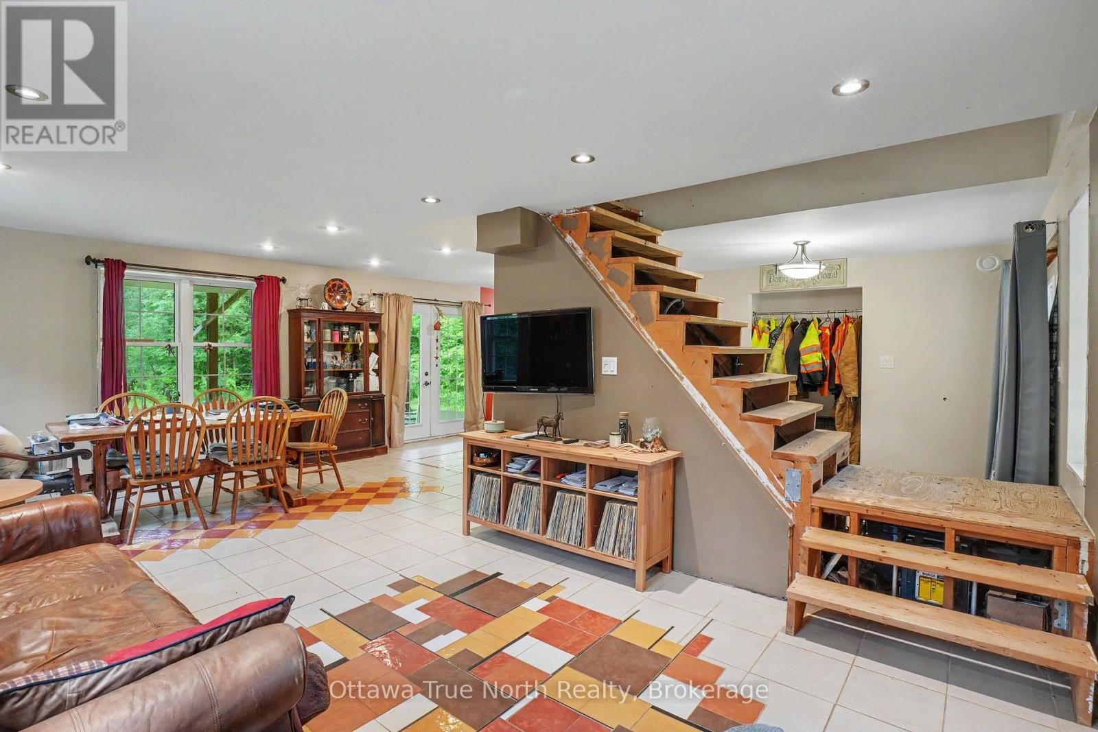 401 KERFORD ROAD - 7