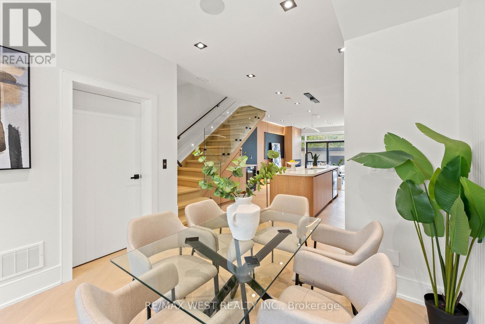 15 CRUIKSHANK AVENUE - 11