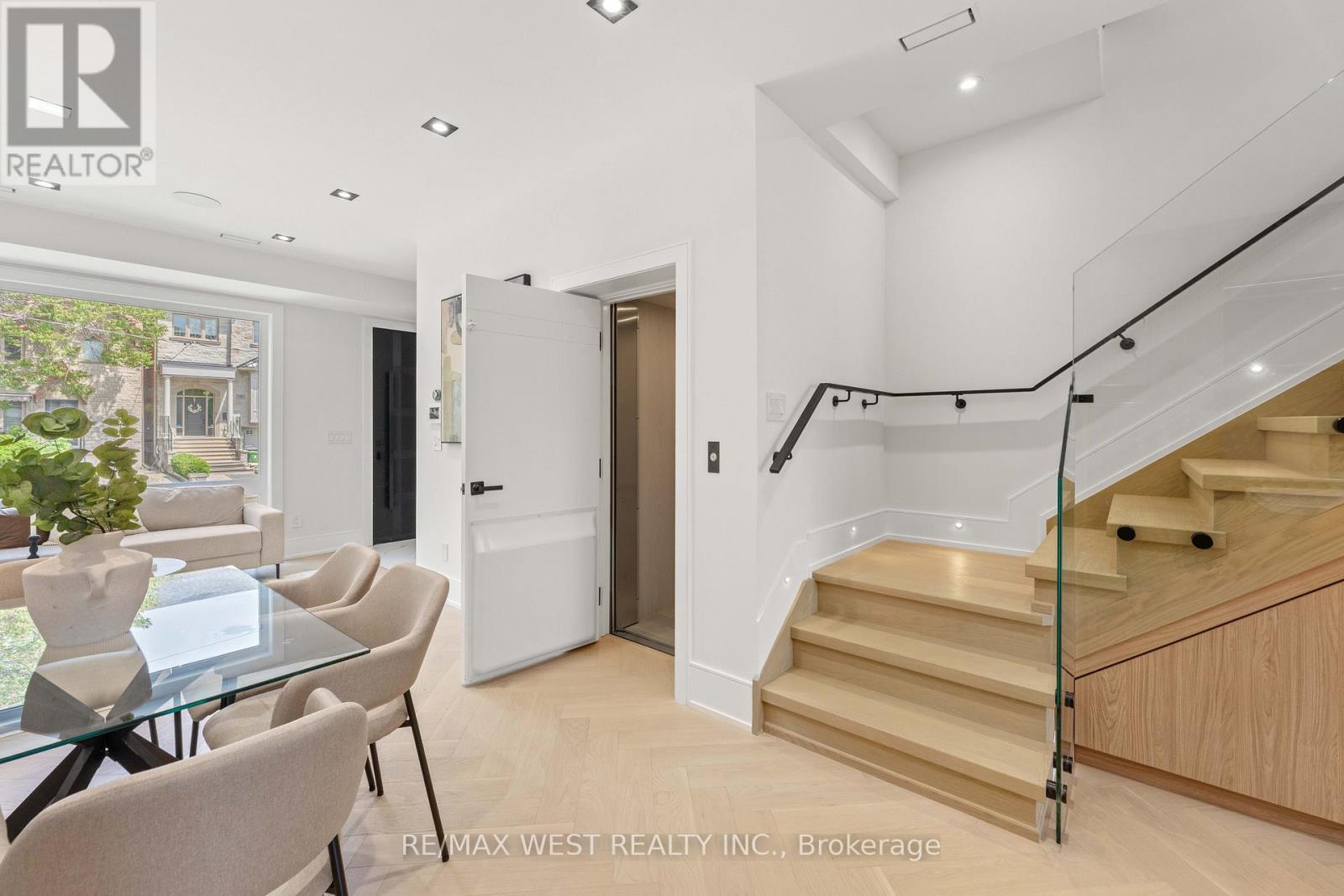 15 CRUIKSHANK AVENUE - 21