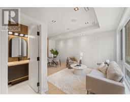 Family room - 15 Cruikshank Avenue, Toronto, ON M4K1S6 Photo 7