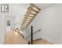 15 Cruikshank Avenue, Toronto, ON M4K1S6 Photo 32